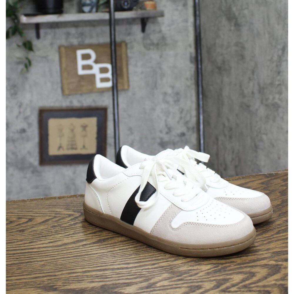Universal Thread Fashion Sneakers with Memory Foam Insole White Multi 5.5W